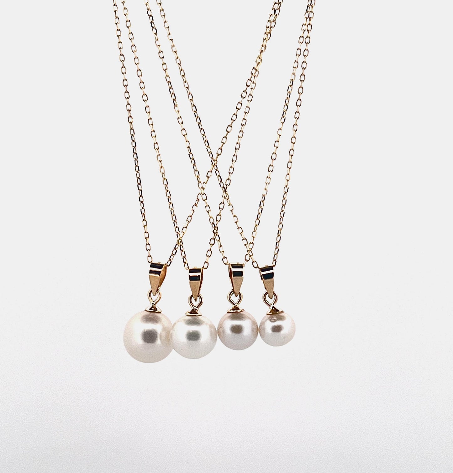 14K Gold Freshwater Pearl Pendant Necklace: AAA Cultured Pearl