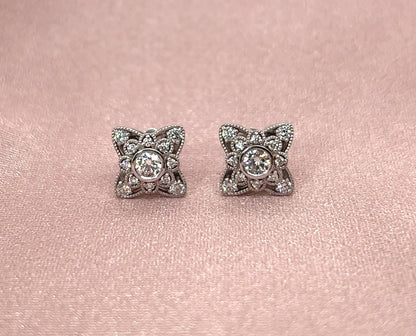 14K White Gold Diamond Stud Earrings: Flower Halo, VS1-H, 0.50 TCW